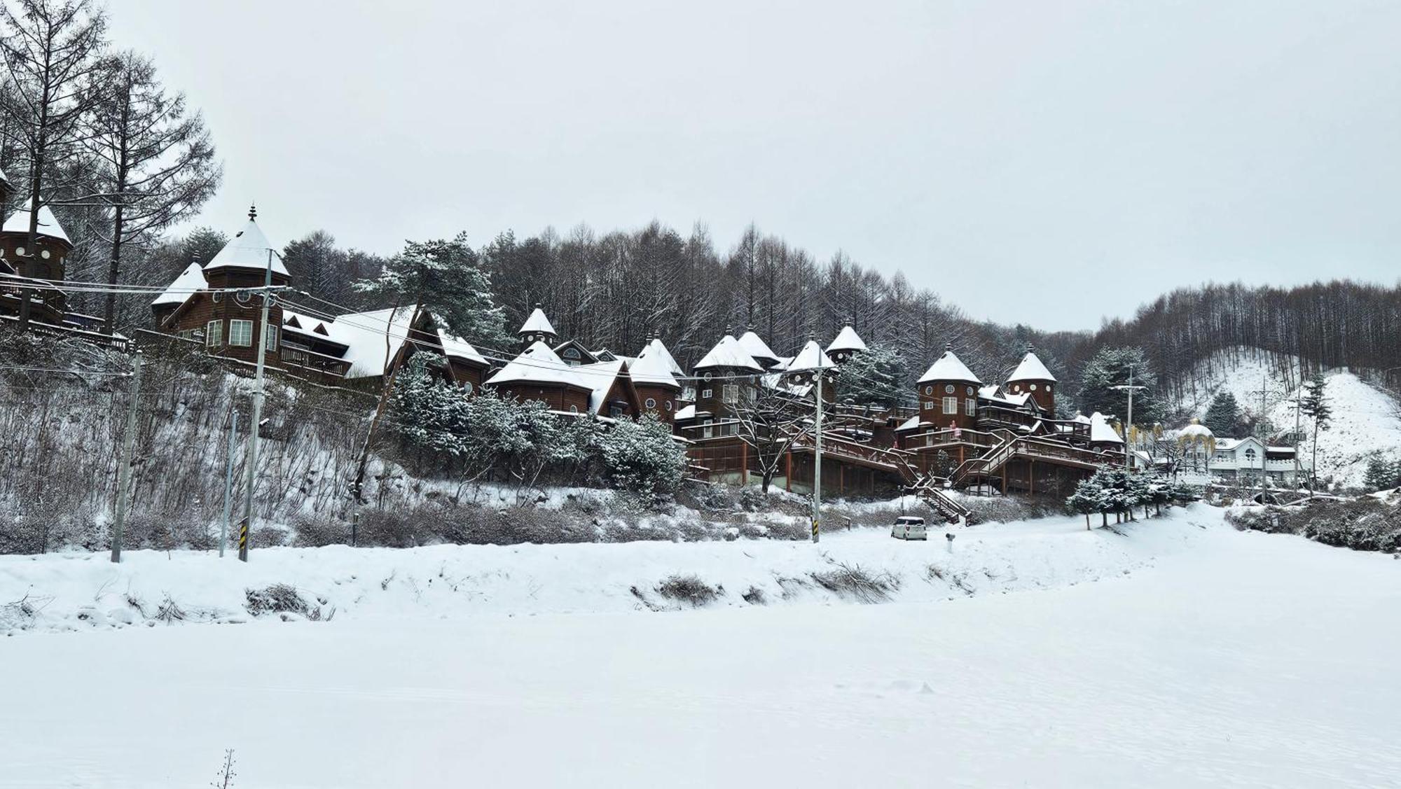 Elf Resort Hotel Pyeongchang Buitenkant foto